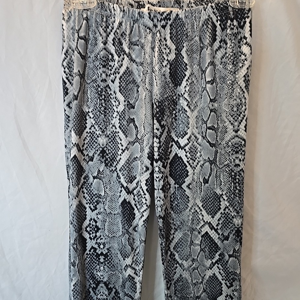 Three Bird Nest Python Bell Bottom Pants Womens Size S NWT Black Gray - Picture 2 of 12